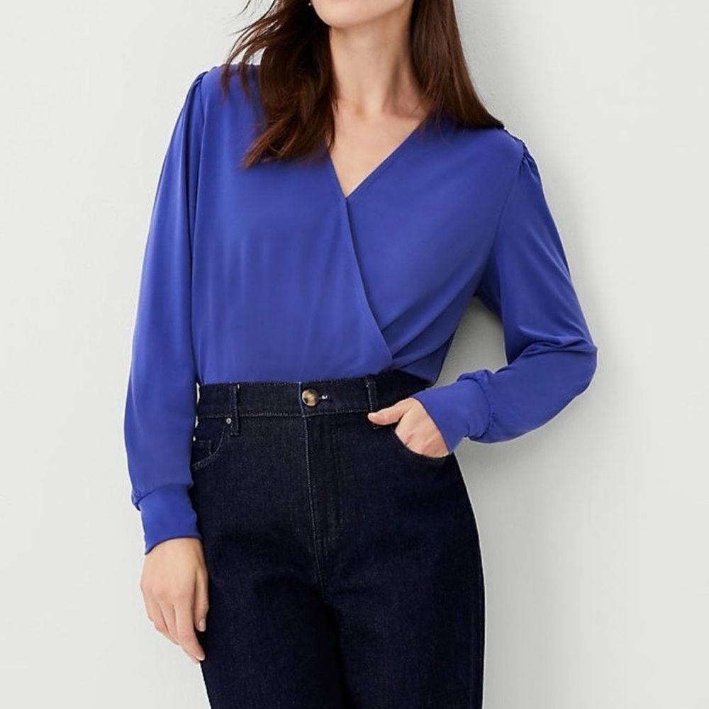 NWT Ann Taylor Blouson Knit Wrap Top Large